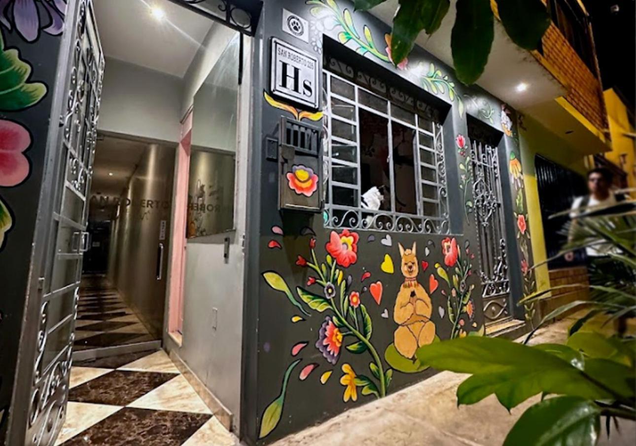 Llama Llama - Mystic Hostel Lima Bagian luar foto
